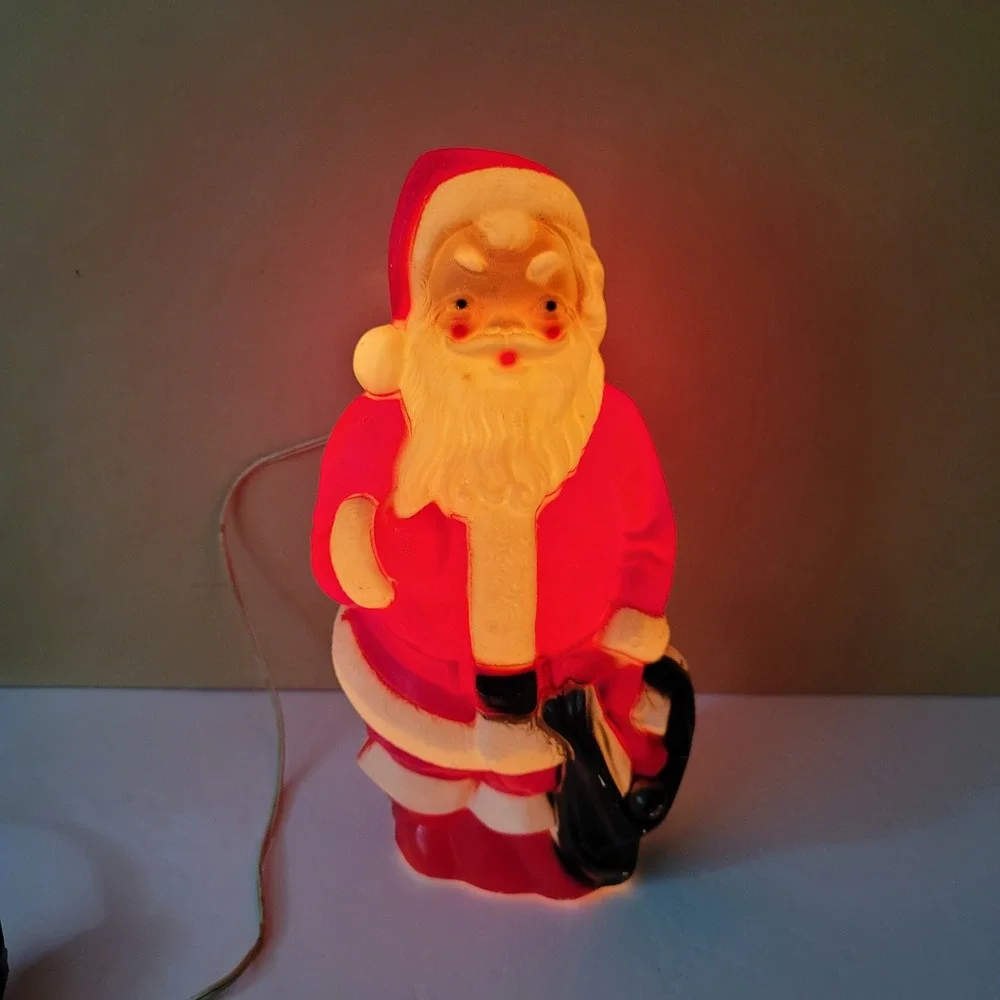 Vtg 1968 Empire Plastic Santa Claus Blow Mold Tabletop Light 13.25
